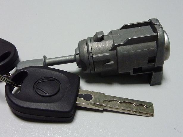 1U0837167E Bombillo puerta Volkswagen Golf IV